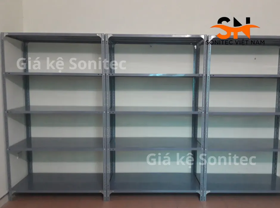 Bạn nên chọn loại giá kệ nào cho kho hàng