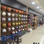 Kệ trưng bày bóng đá treo tường