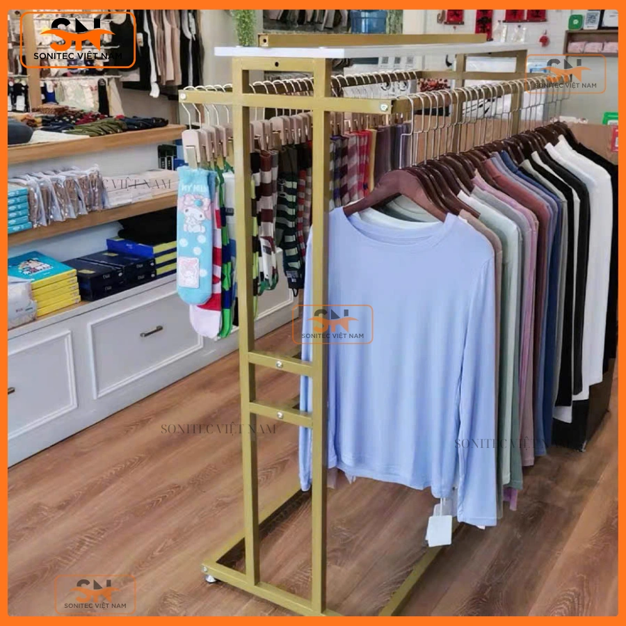 Ứng dụng kệ quần áo shop