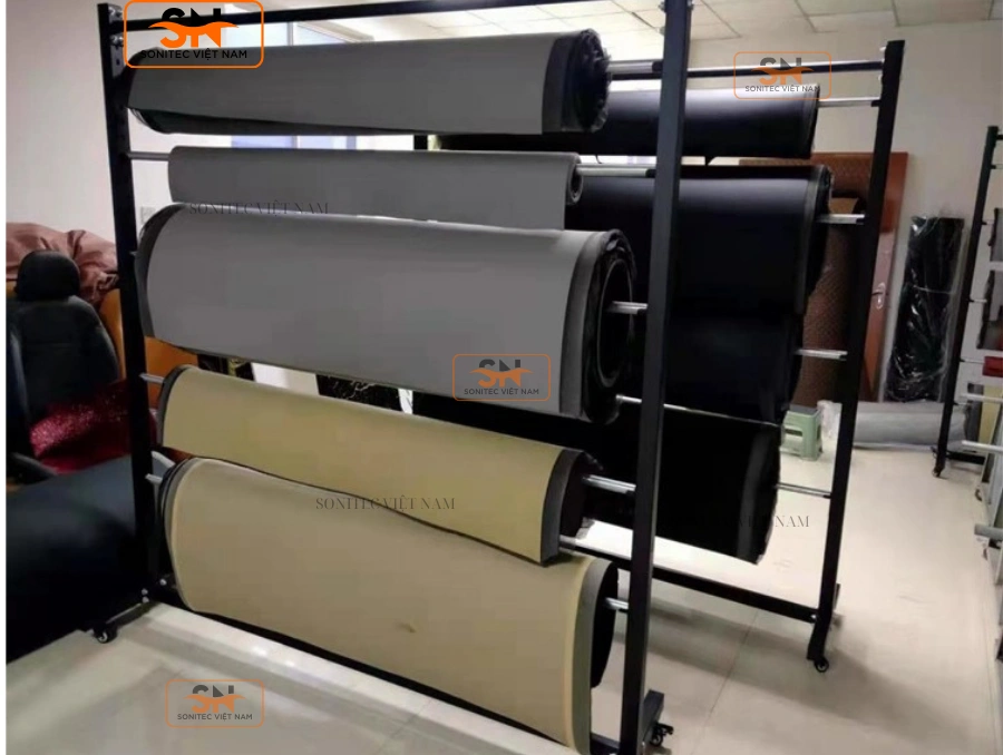 Ứng dụng của kệ trưng vải cuộn