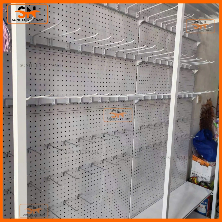 Mua sắm kệ tủ shop bán phụ kiện tại Sonitec Việt Nam
