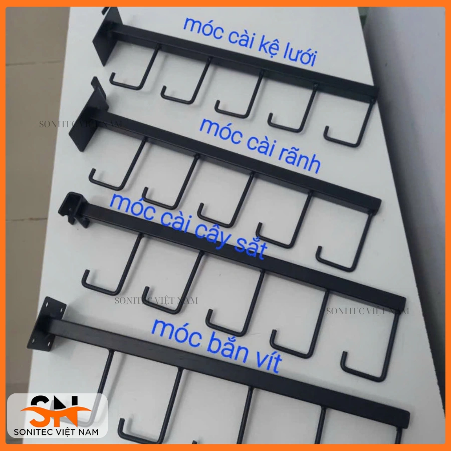 Móc treo vợt cầu lông đa dụng