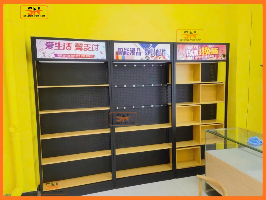 Bày trí cửa hàng phụ kiện điện thoại thẩm mỹ, hỗ trợ nhận diện thương hiệu