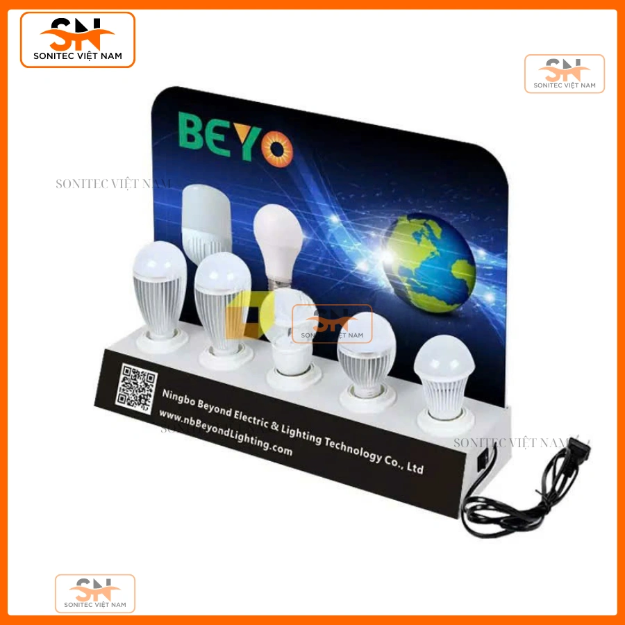 Thiết kế kệ trưng bày đèn LED cho cửa hàng điện máy