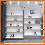 Kệ để giày dép gắn tường cho shop