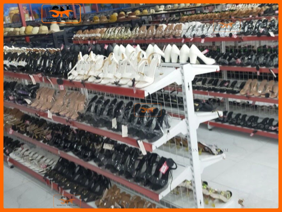 Kệ giày dép siêu thị bền, đẹp