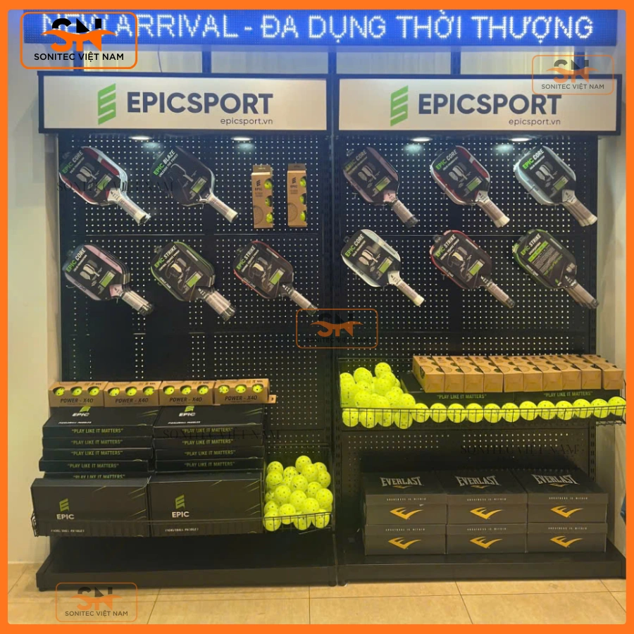 Kệ tầng shop thể thao