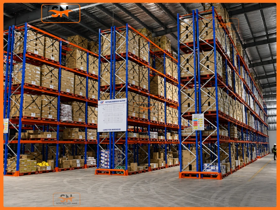 Kệ Selective cho kho logistics