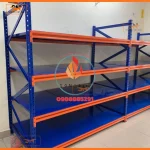 Kệ trung tải 4 tầng cho kho hàng doanh nghiệp