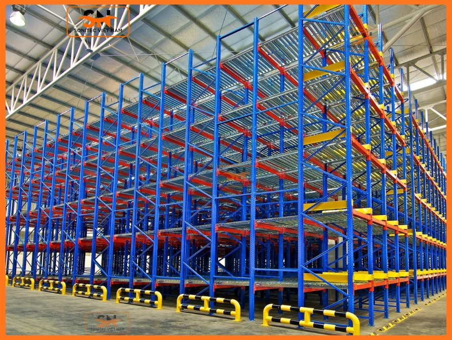Kệ Push Back phù hợp với môi trường công nghiệp tải trọng lớn