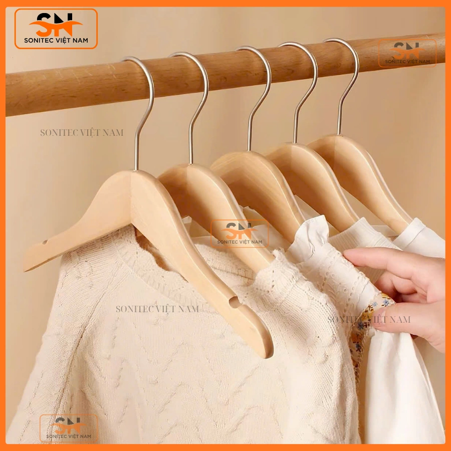 Mua móc treo quần áo gỗ chất lượng