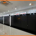 Kệ pickleball đứng cho showroom