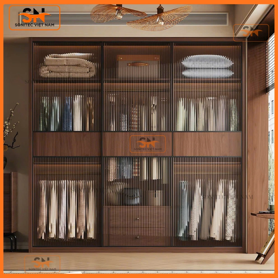 Tủ quần áo gia đình bền bỉ