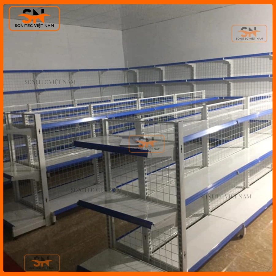 Kệ siêu thị lưng lưới khung sắt sơn tĩnh điện