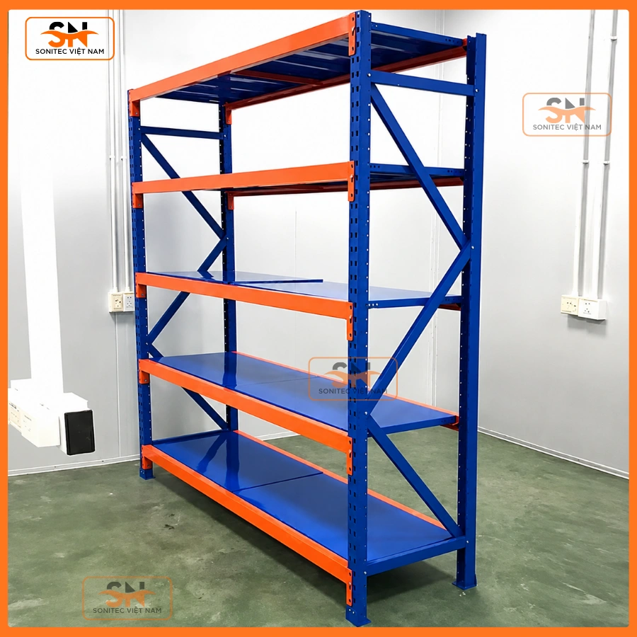 Cách sắp xếp kho hàng nhỏ hẹp với kệ đa tầng